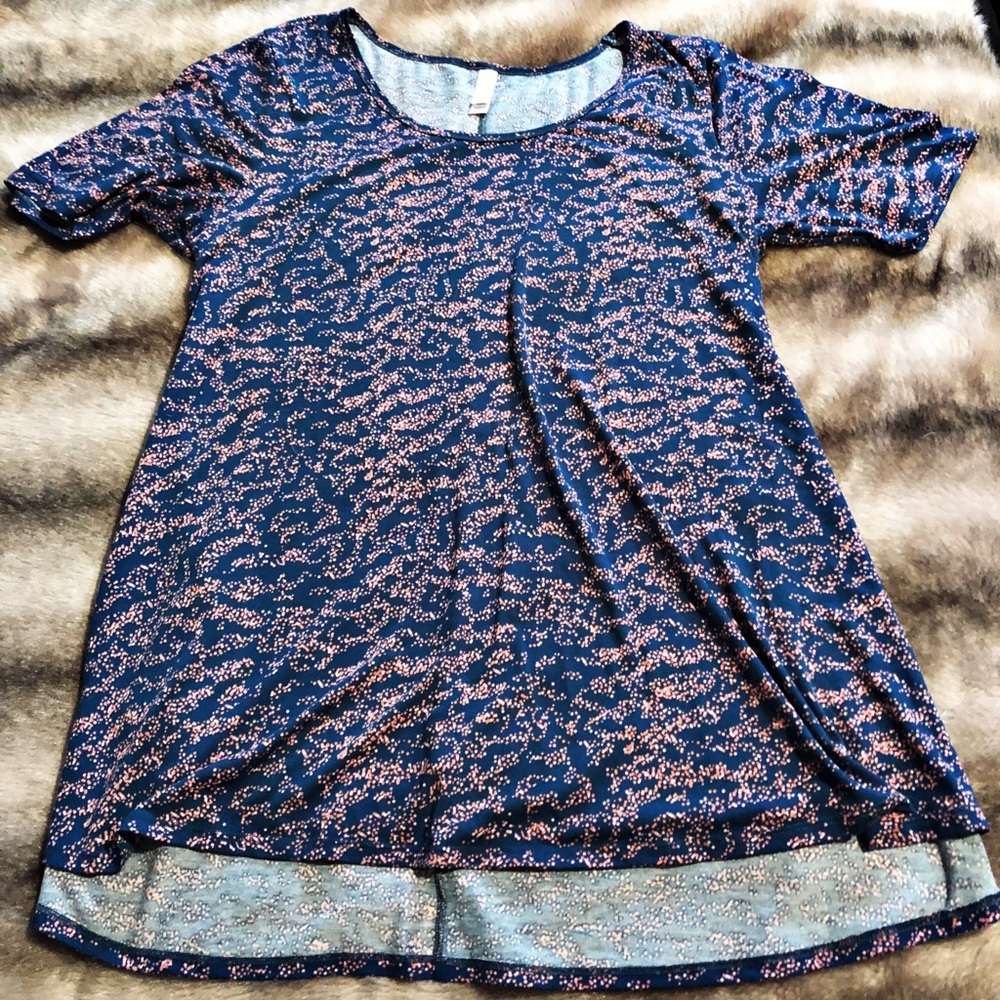 Lularoe top